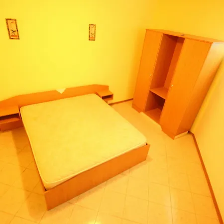 Apartment Menada Alfa *